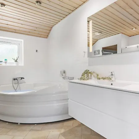 Tatil Evi Pet Friendly In Ebeltoft With House Sea View